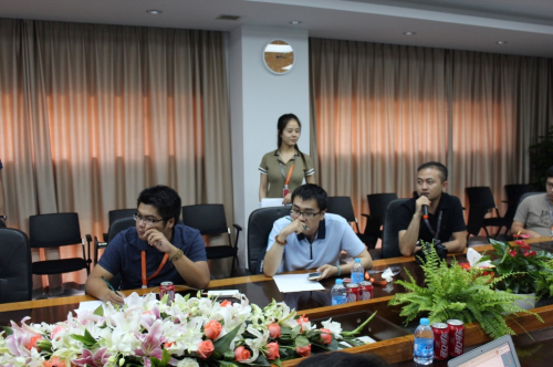 巴斯特的极致天窗工艺冰球突破豪华版遇见伟(图21)